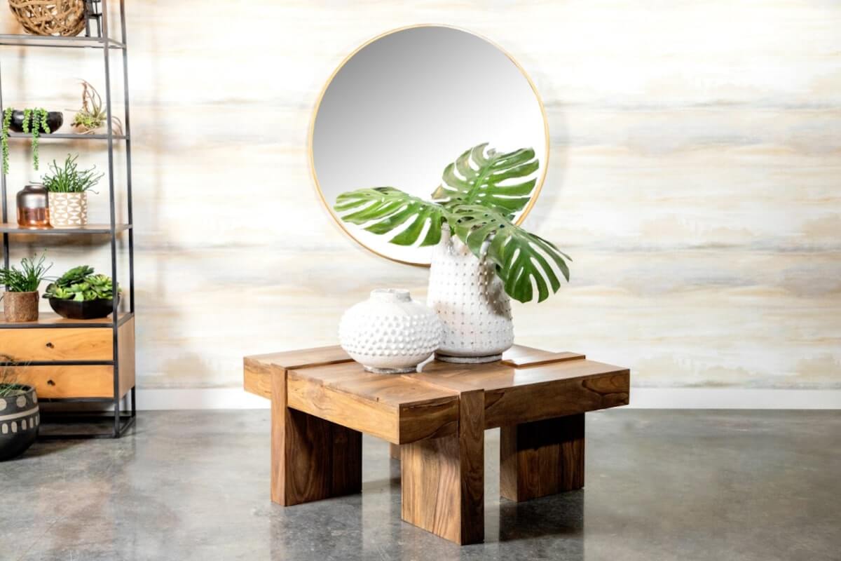 Decorating a shop square coffee table