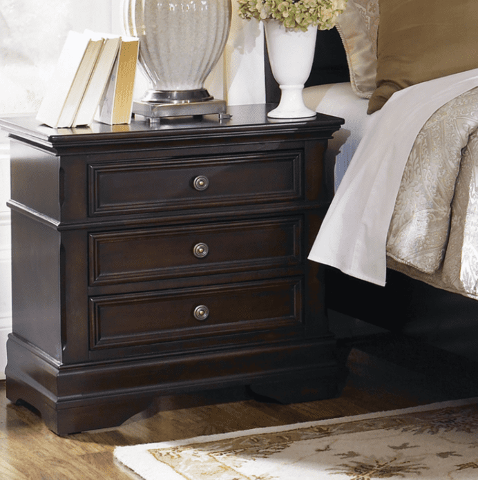 guest room ideas: Cambridge 3-drawer Rectangular Nightstand from Coaster