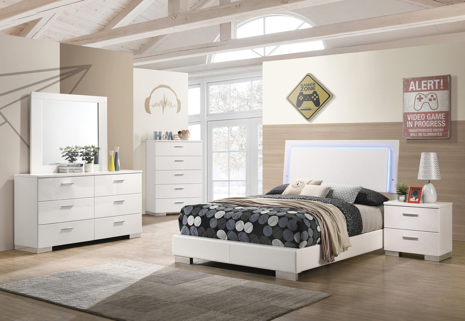 coaster teenager room