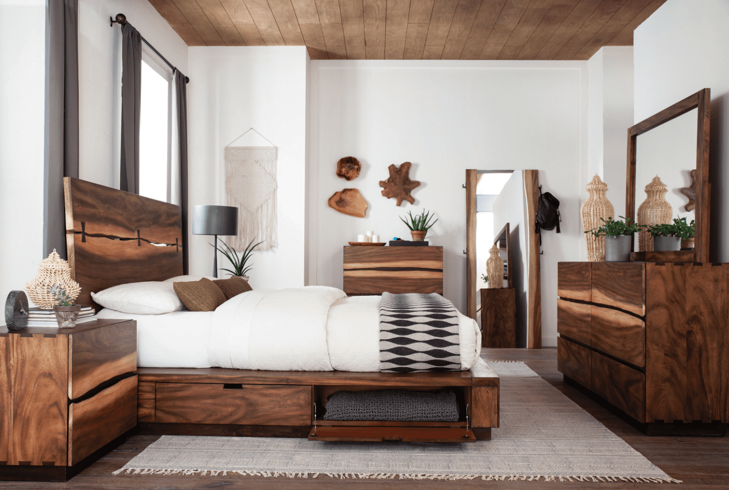 rustic furniture: Winslow storage eastern king bed smokey walnut and coffee bean