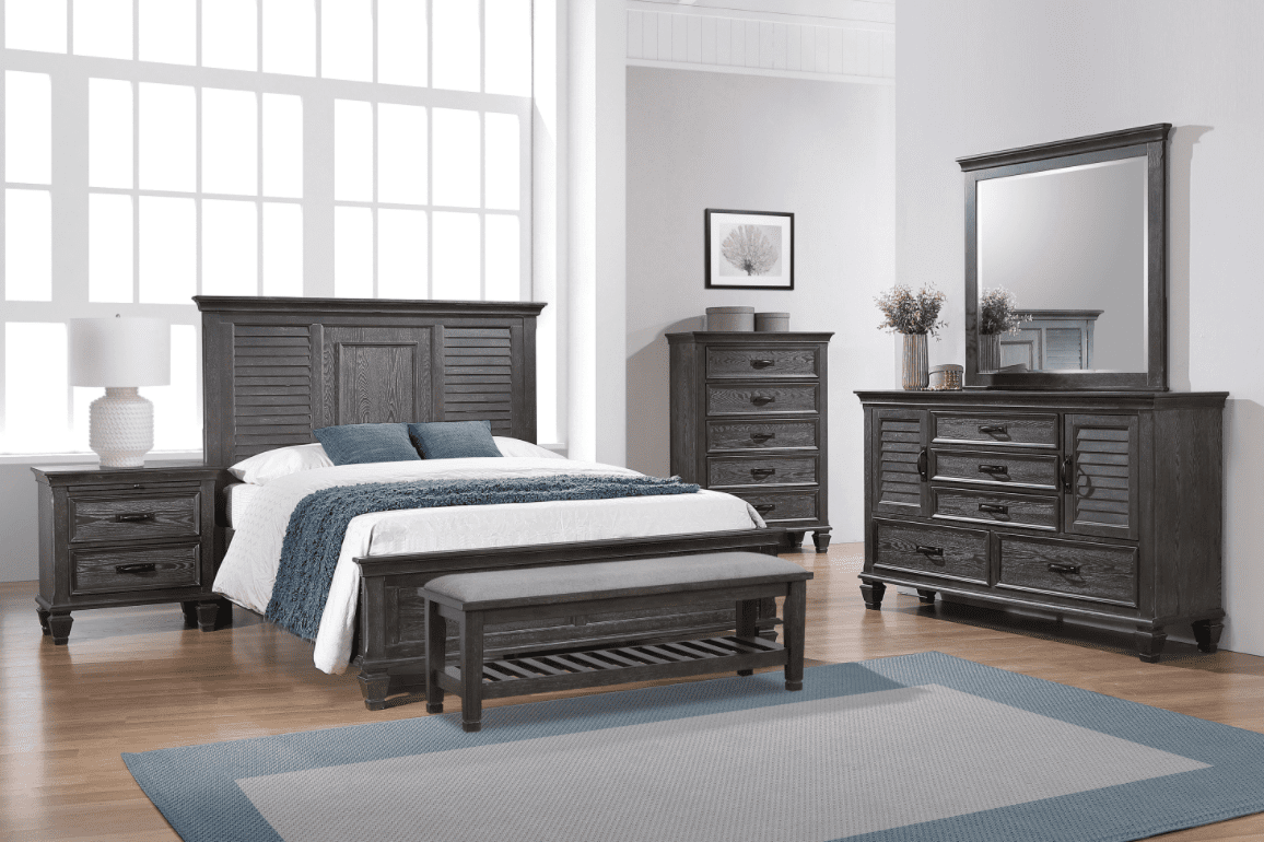 Update your sleeping space with a bench at the foot of the bed. Bedroom benches are a perfect way to add storage, seating, and style. 