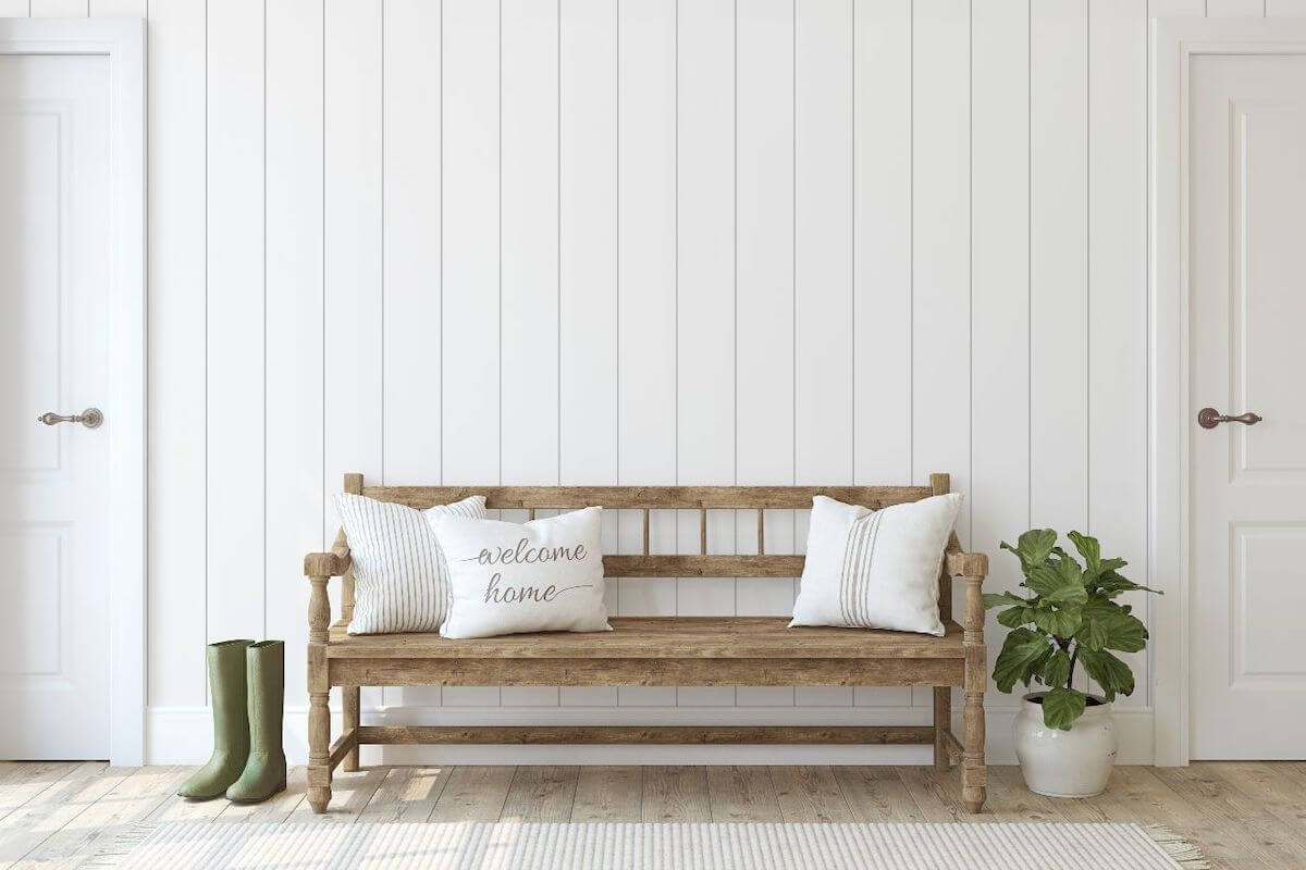 Discover the key elements of modern farmhouse style and five decor ideas to help you recreate this uncluttered, comfy look in your home.